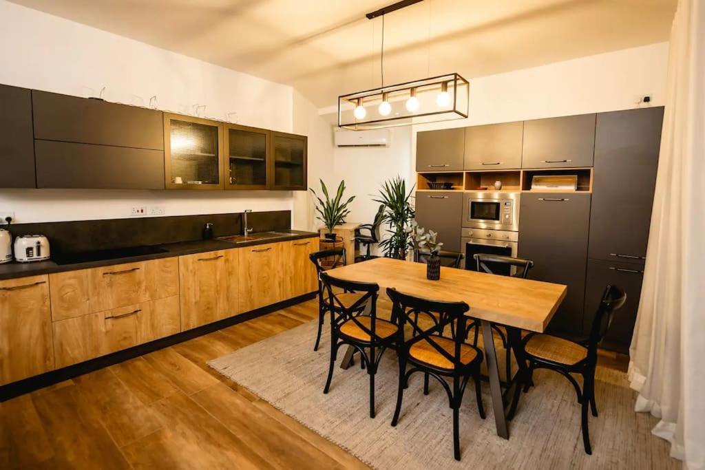Luxurious & Stylish Penthouse With Private Pool Διαμέρισμα Msida Εξωτερικό φωτογραφία