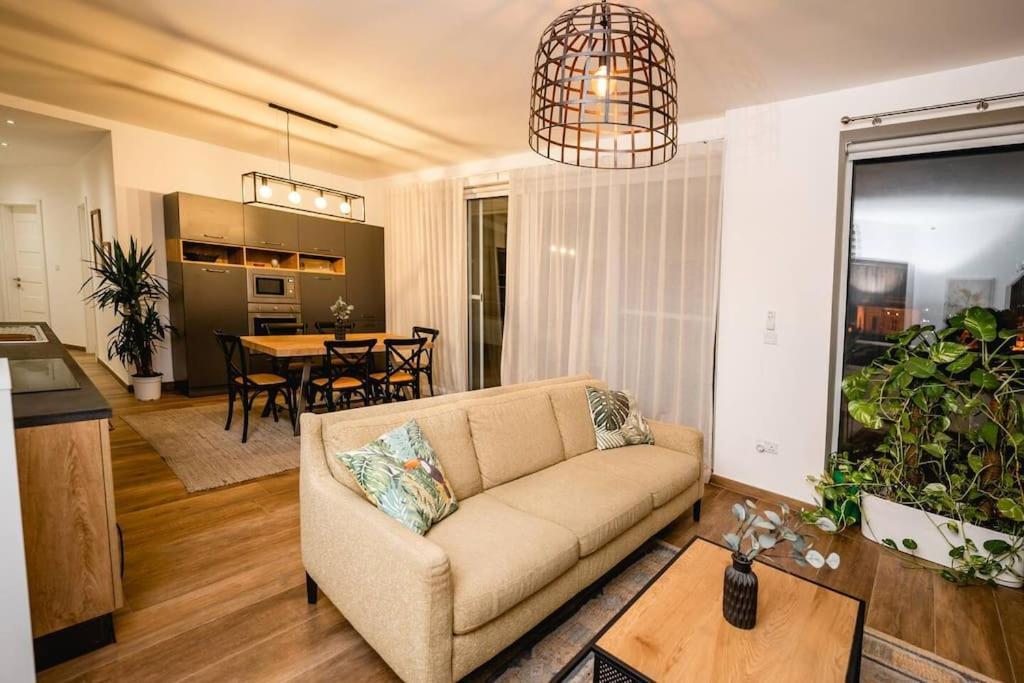 Luxurious & Stylish Penthouse With Private Pool Διαμέρισμα Msida Εξωτερικό φωτογραφία